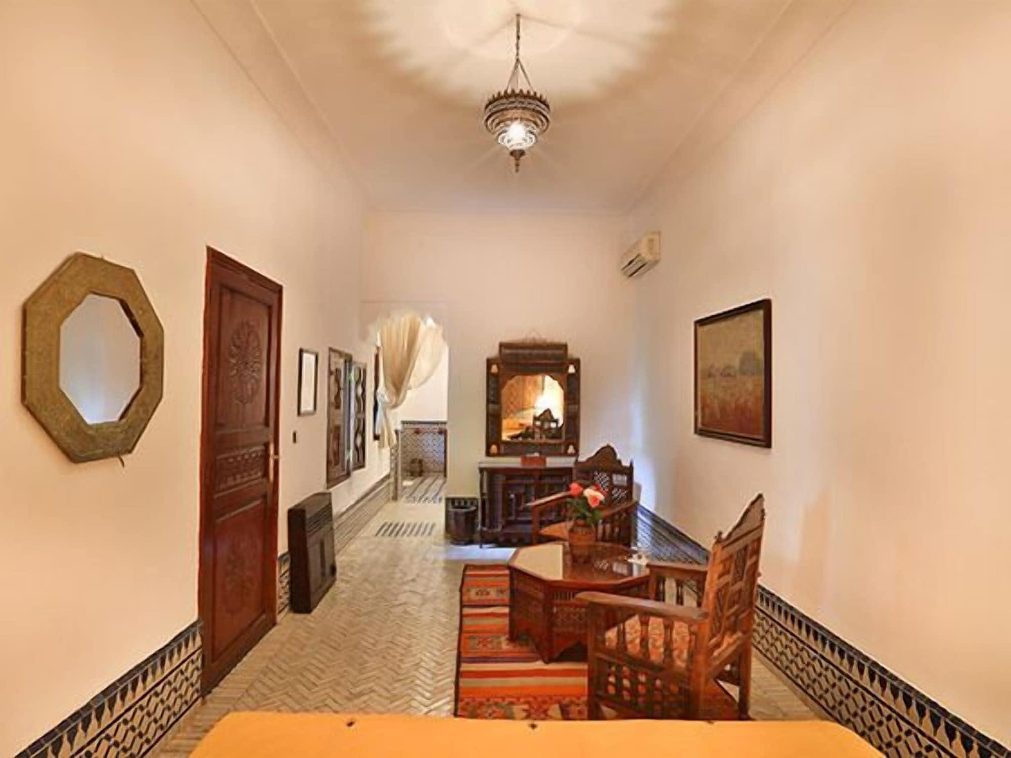 Riad Dar El Assafir Hotel Marrakesh Exterior photo